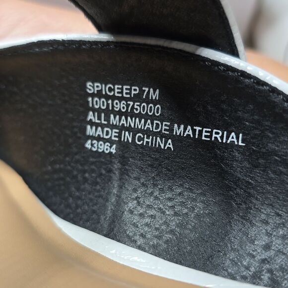 NIB Wild Pair Spicee Buckle Mules Sz 7 - Picture 7 of 8